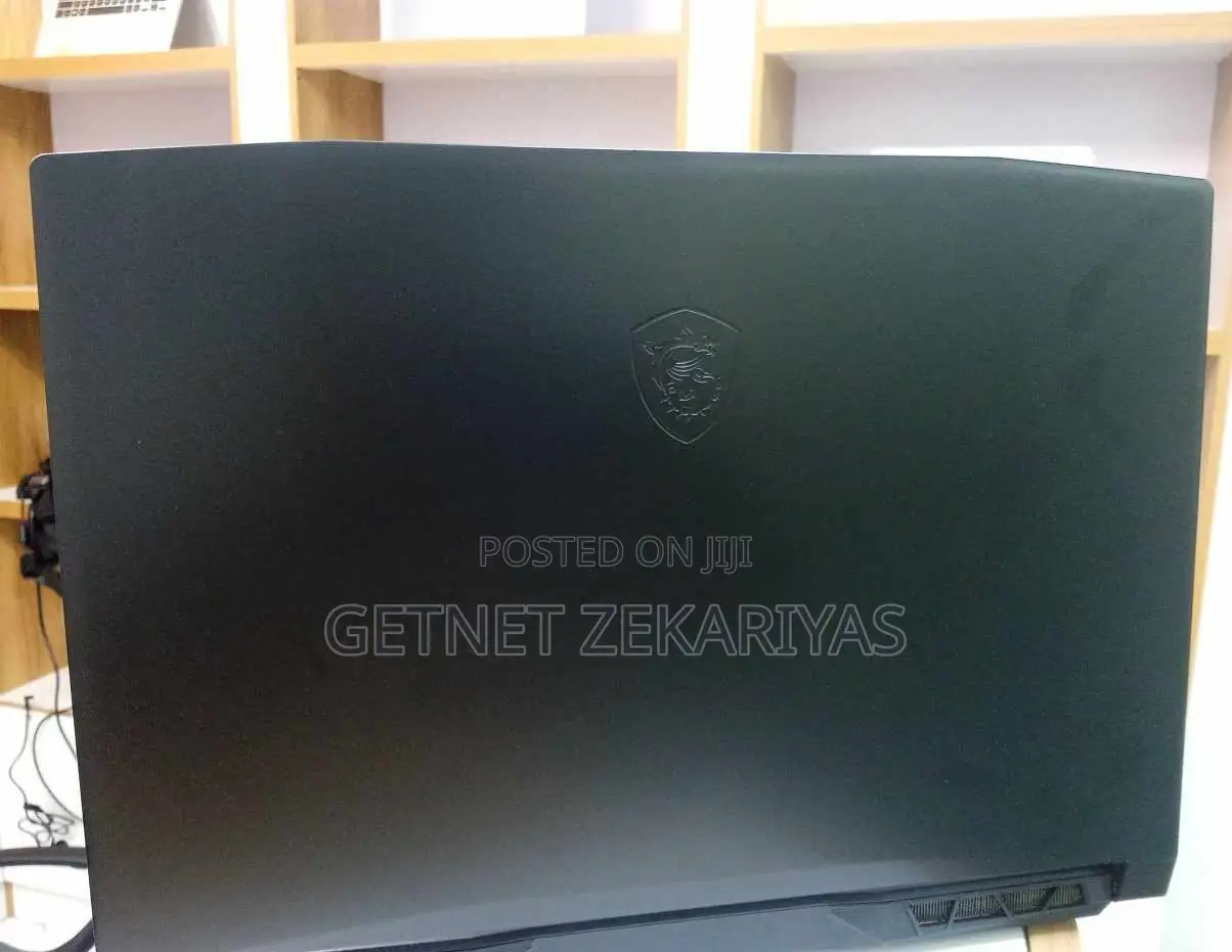 New Laptop MSI Katana GF66 16GB Intel Core I7 SSD 1T