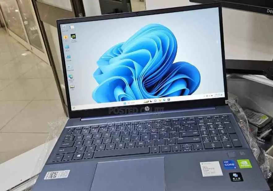 New Laptop HP Pavilion 15 16GB Intel Core I5 SSD 512GB