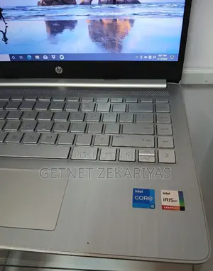 New Laptop HP Pavilion 15 8GB Intel Core I5 HDD+SSD 128GB