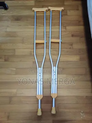 Photo - Pair\ክራንች~ክራንች^`ክራንች|×ክራንች/:Crutches ♤Crutches ♡ክራንች¡ክራንች