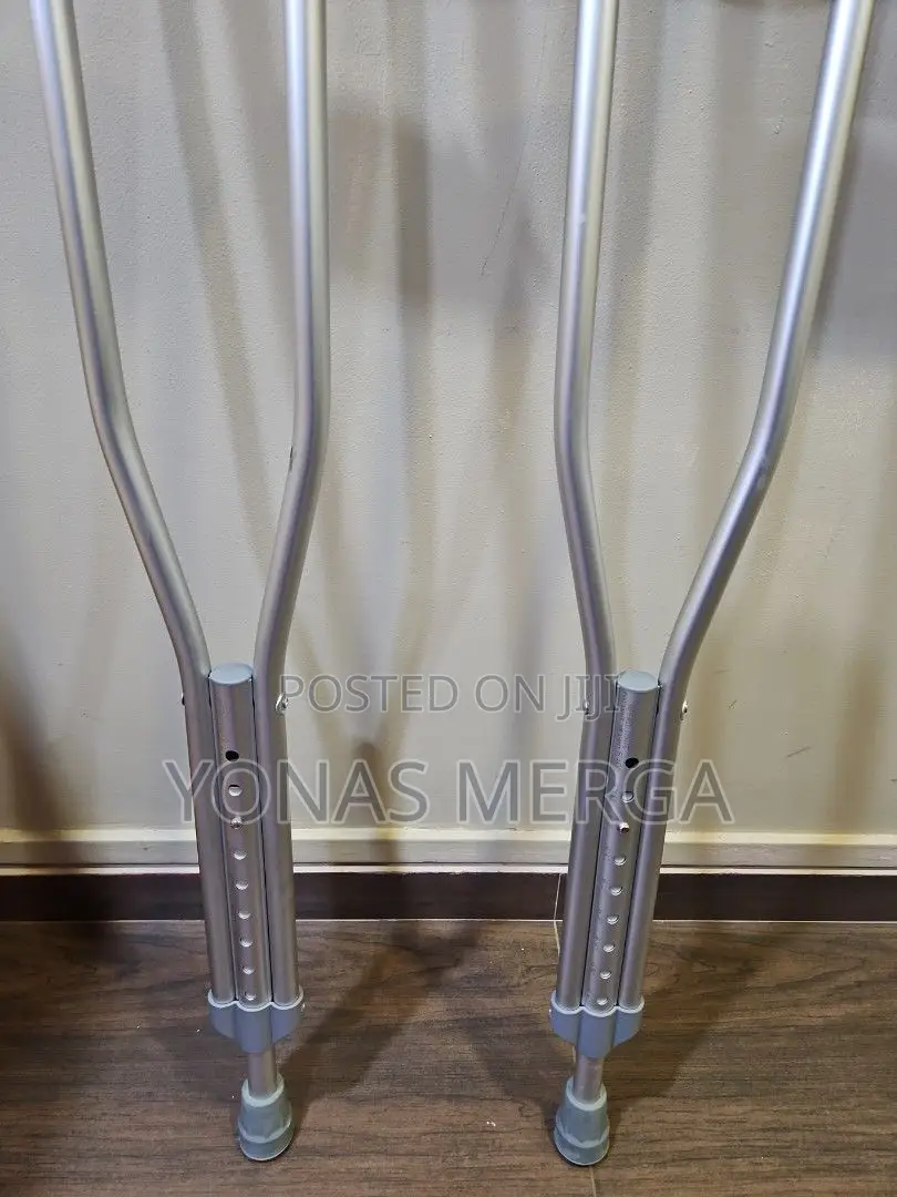 Pair\ክራንች~ክራንች^`ክራንች|×ክራንች/:Crutches ♤Crutches ♡ክራንች¡ክራንች