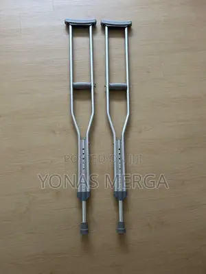 ክራንች"Packed Crutches ;'ክራንች፪light Weight ክራንች°¶ክራንች