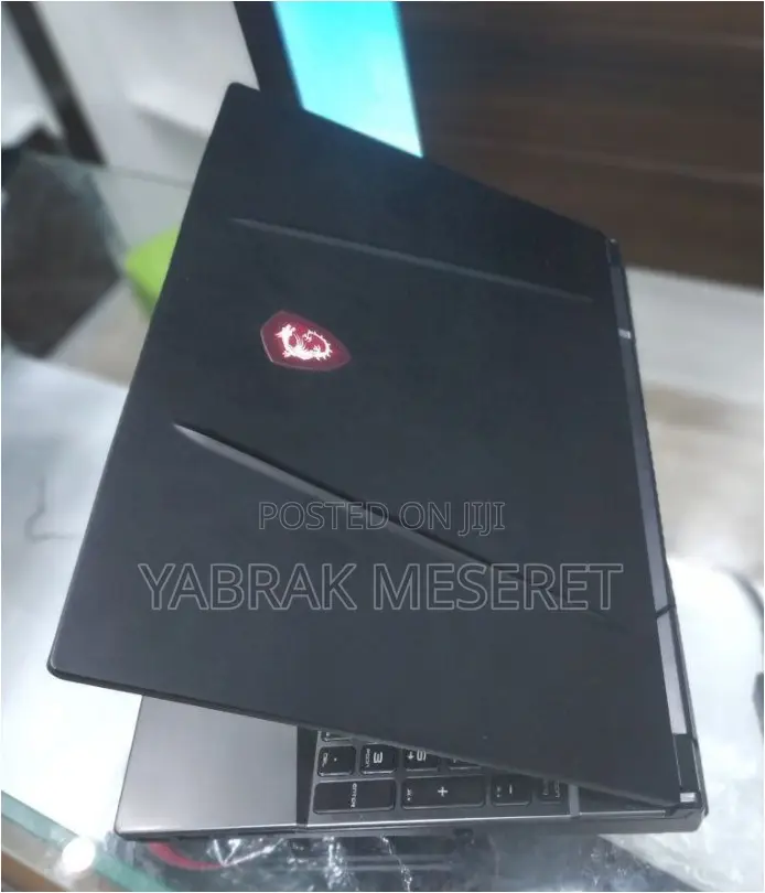 New Laptop MSI 16GB Intel Core I7 SSD 512GB