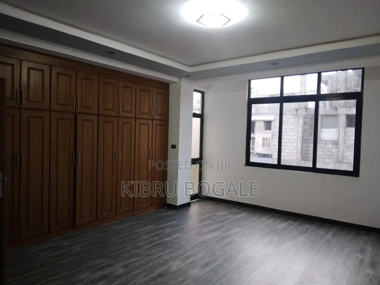 5bdrm House in Samit 72, Bole for sale