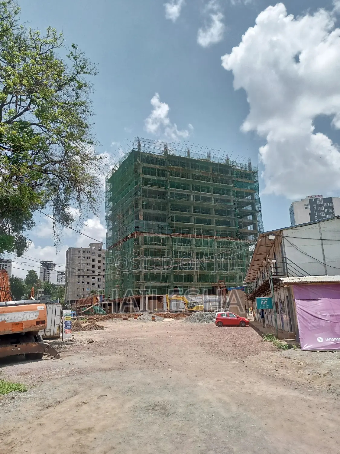 Apartment Around Friendship and Sheraton