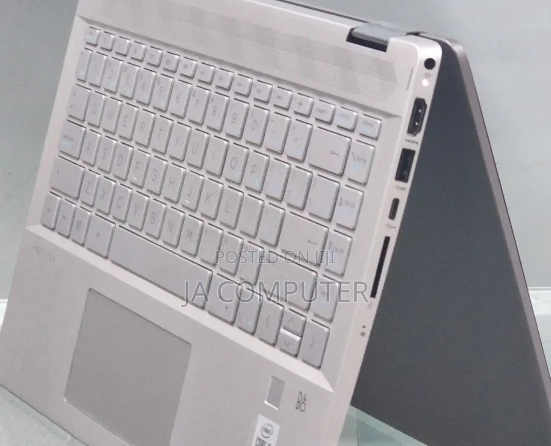 New Laptop HP Pavilion 15 8GB Intel Core I7 SSD 256GB