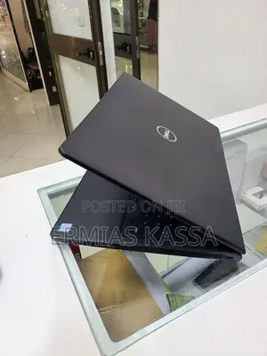 New Laptop Dell Inspiron 15 8GB Intel Core I5 SSD 256GB