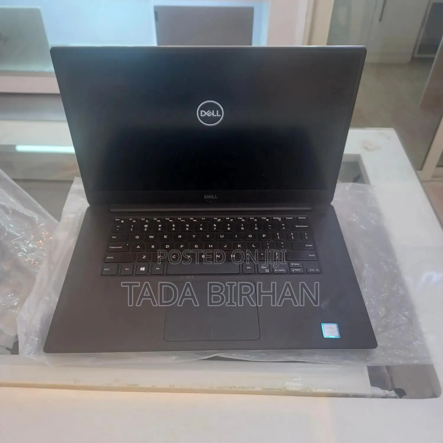 New Laptop Dell XPS 15 16GB Intel Core I7 SSD 512GB