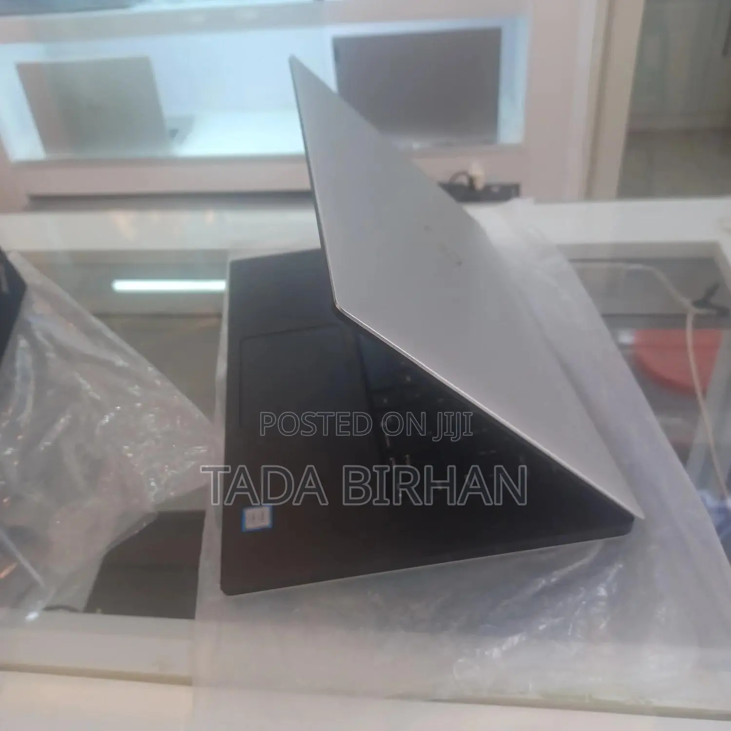 New Laptop Dell XPS 15 16GB Intel Core I7 SSD 512GB