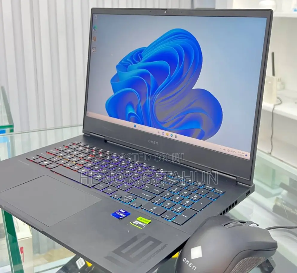 New Laptop HP Omen 15 16GB Intel Core I9 SSD 1T