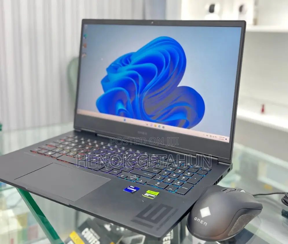 New Laptop HP Omen 15 16GB Intel Core I9 SSD 1T