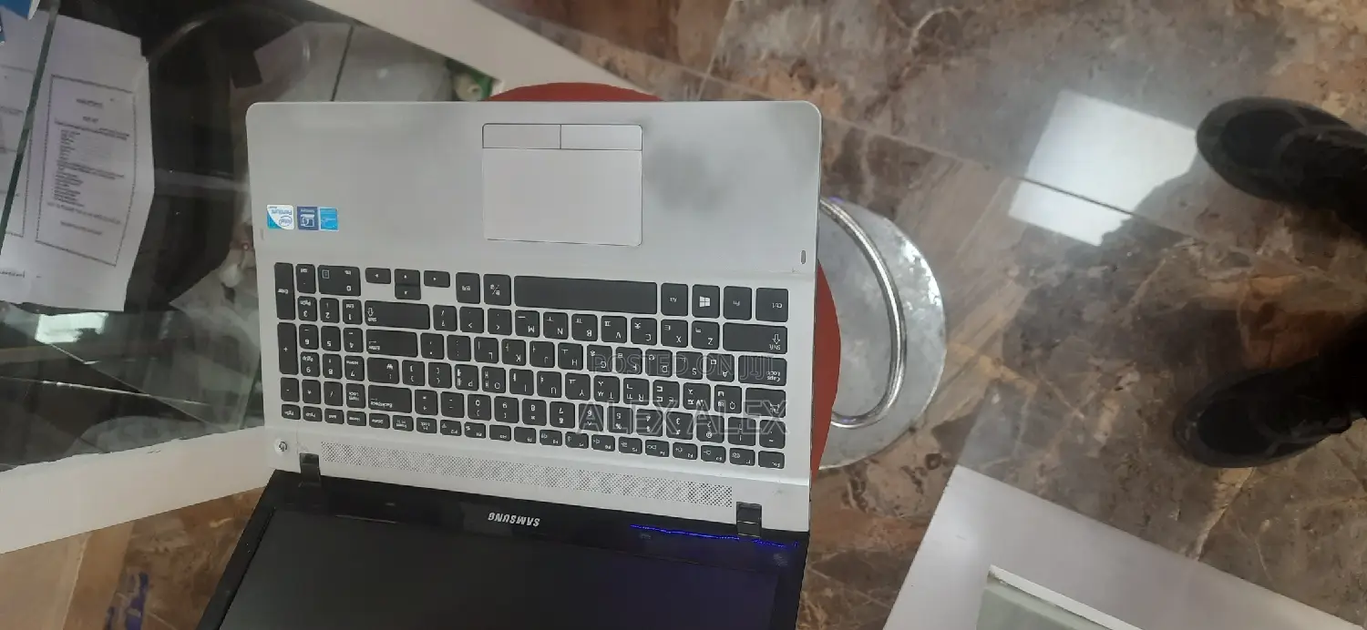 Laptop Samsung Ativ Smart PC 8GB Intel Pentium HDD 1T