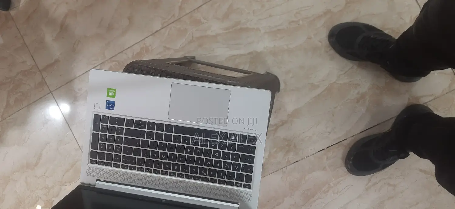 New Laptop HP Pavilion 15 16GB Intel Core I7 SSD 512GB