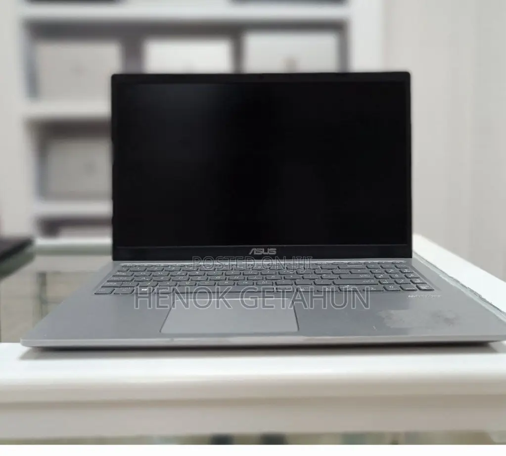 New Laptop Asus VivoBook 15 X505BA 8GB Intel Core I5 SSD 512GB