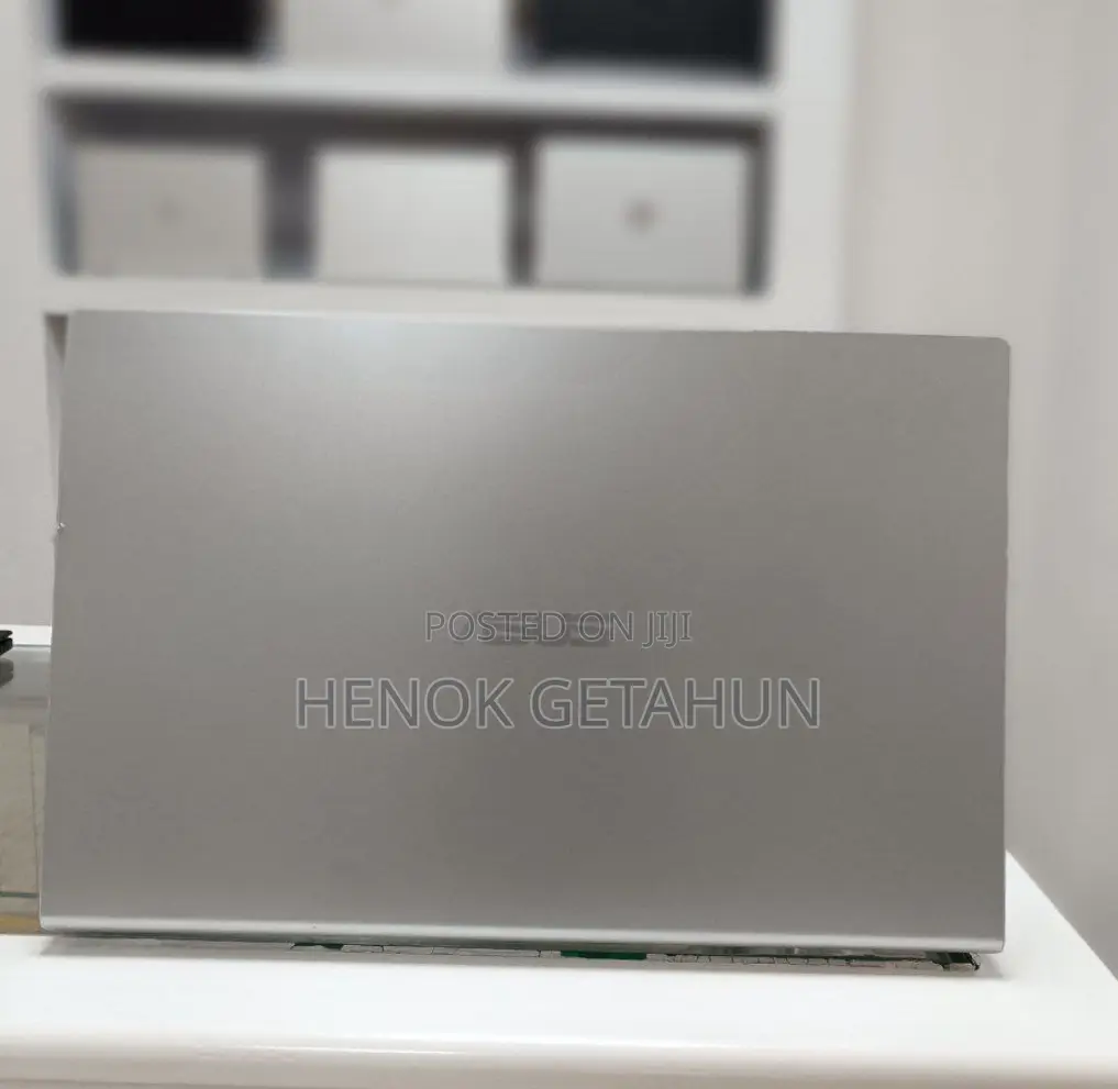 New Laptop Asus VivoBook 15 X505BA 8GB Intel Core I5 SSD 512GB