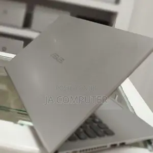 New Laptop Asus VivoBook 15 X505BA 8GB Intel Core I5 SSD 512GB