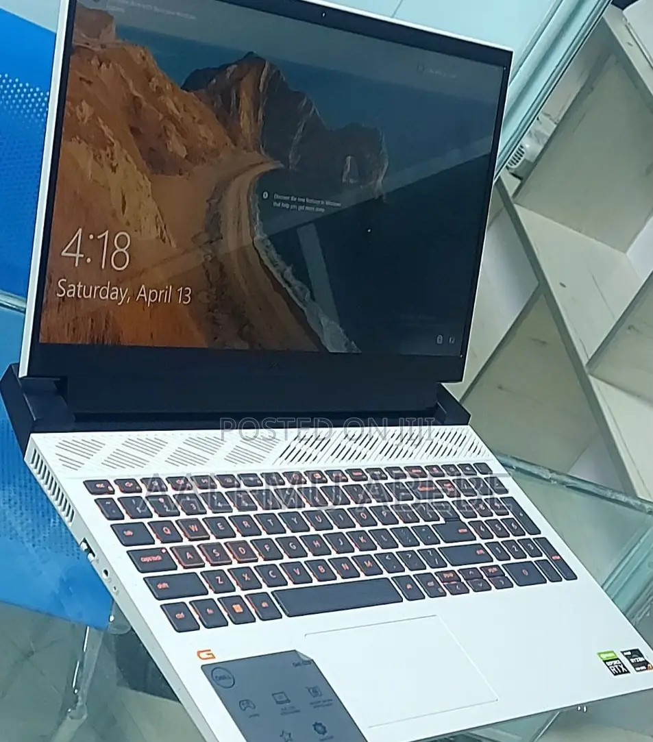 New Laptop Dell G15 5511 18GB AMD Ryzen 7 SSD 512GB