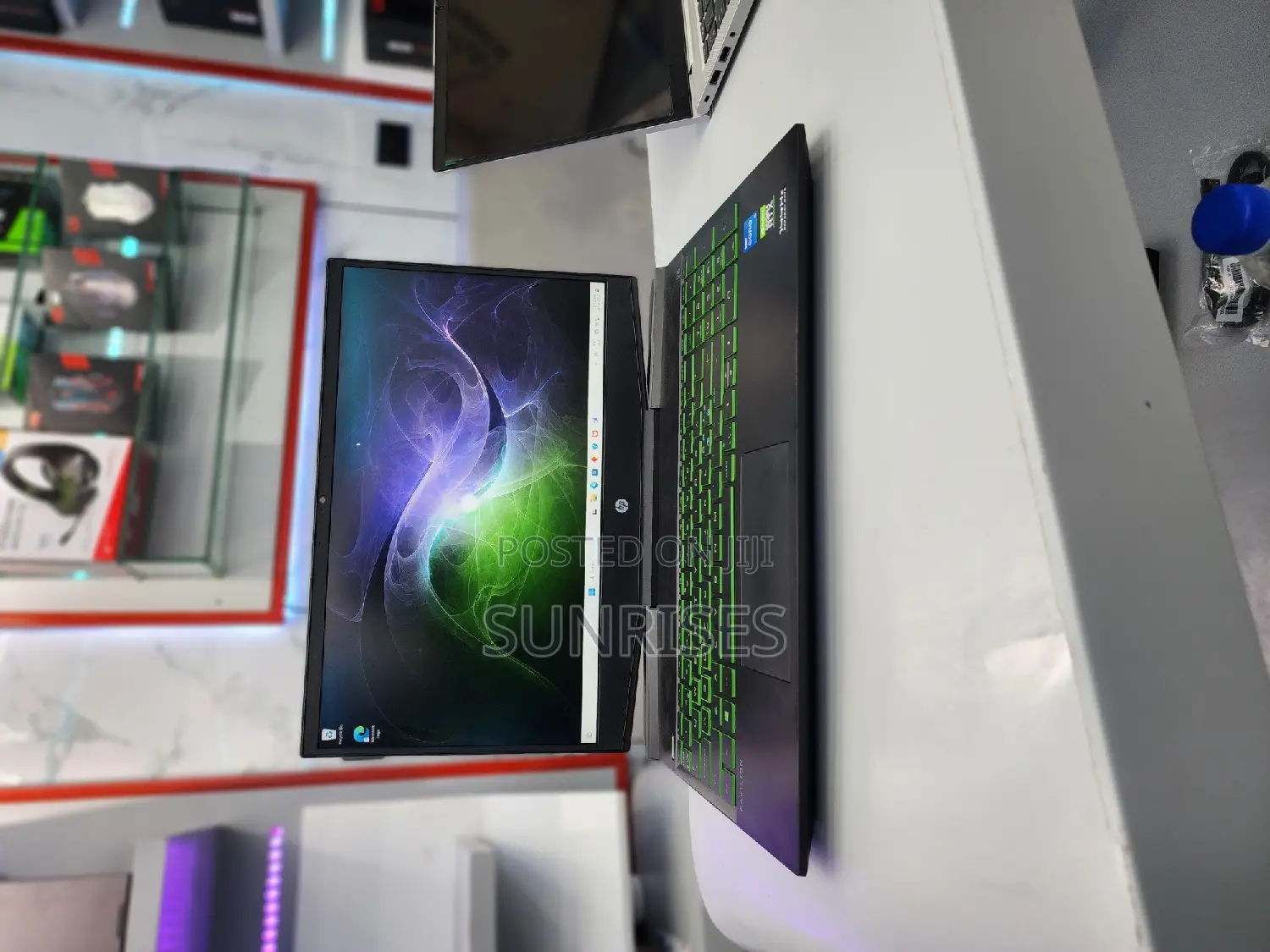 New Laptop HP Pavilion Power 15 8GB Intel Core I5 SSD 512GB