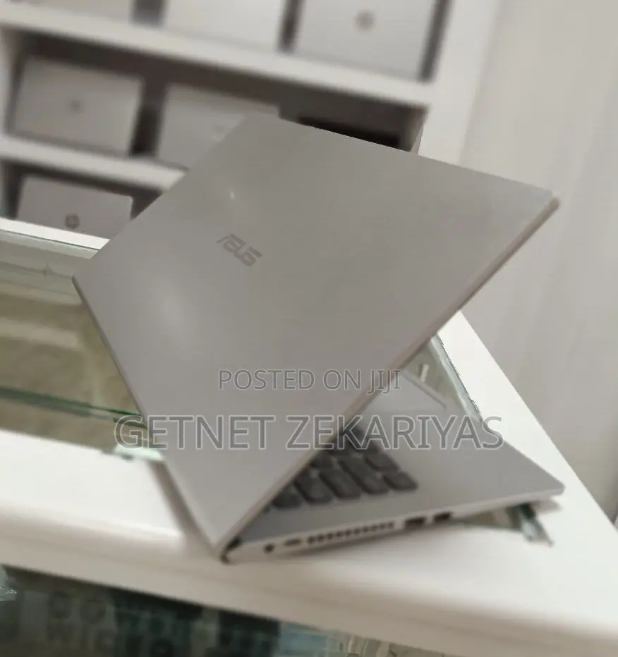 New Laptop Asus VivoBook 15 X510UQ 8GB Intel Core I5 SSD 512GB