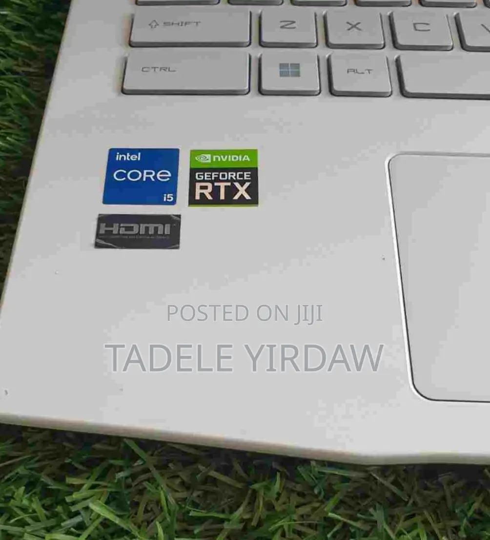 New Laptop MSI GE66 Raider 4GB Intel Core I5 SSD 512GB