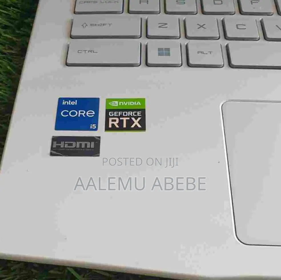 New Laptop MSI GP75 Leopard 16GB Intel Core I5 SSD 512GB