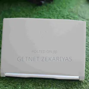 New Laptop MSI 8GB Intel Core I5 SSD 512GB