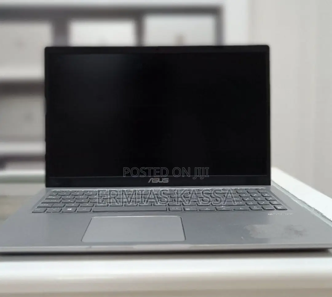 New Laptop Asus VivoBook 15 X505BA 8GB Intel Core I5 SSD 512GB