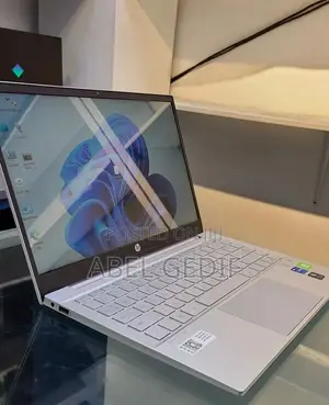 New Laptop HP Pavilion 11 16GB Intel Core I7 SSD 512GB