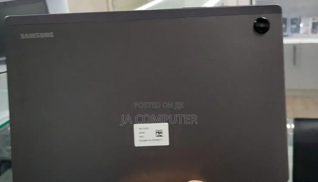 New Samsung Galaxy Tab A8 10.5 (2021) 64 GB Black