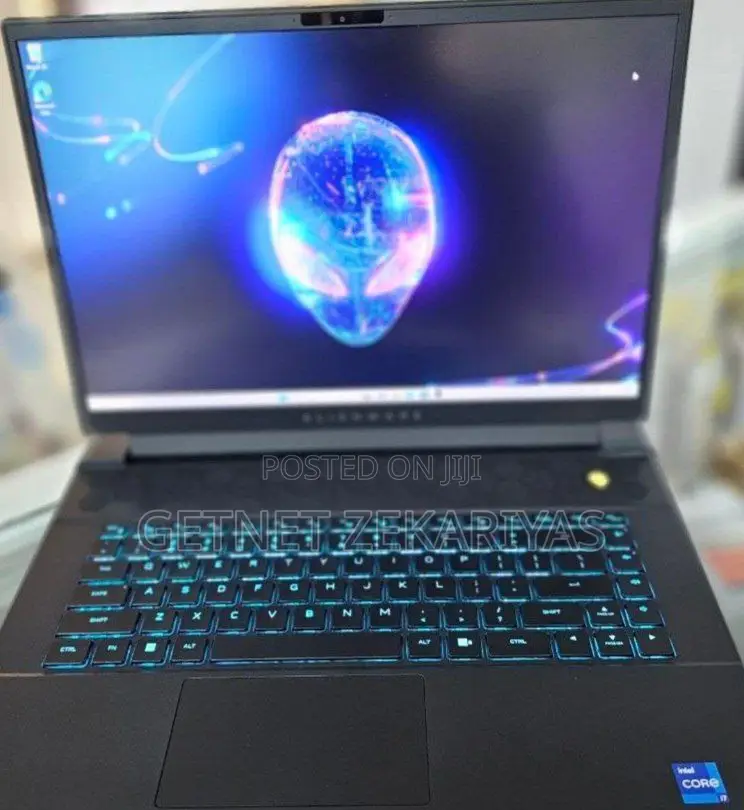 New Laptop Alienware M17x R2 16GB Intel Core I7 SSD 1T