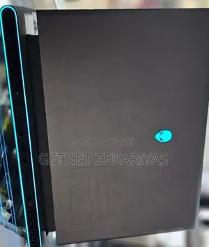 New Laptop Alienware M17x R2 16GB Intel Core I7 SSD 1T