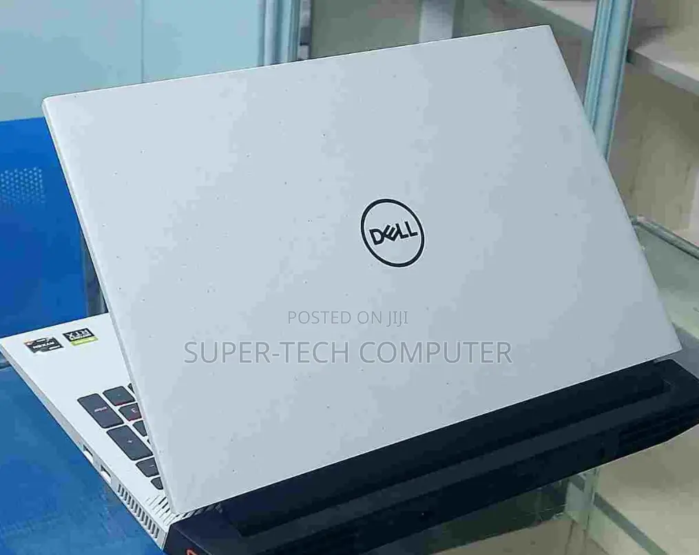 New Laptop Dell G15 5535 16GB AMD Ryzen 7 SSD 512GB