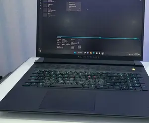 New Laptop Alienware M17x R2 16GB Intel Core I7 SSD 1T