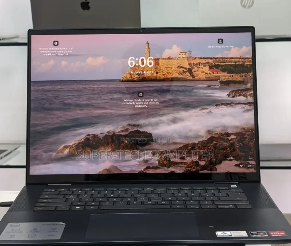 New Laptop Dell Inspiron 16 5620 16GB AMD Ryzen 5 SSD 512GB