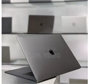 New Laptop Apple MacBook Pro 2018 32GB Intel Core I9 SSD 1T