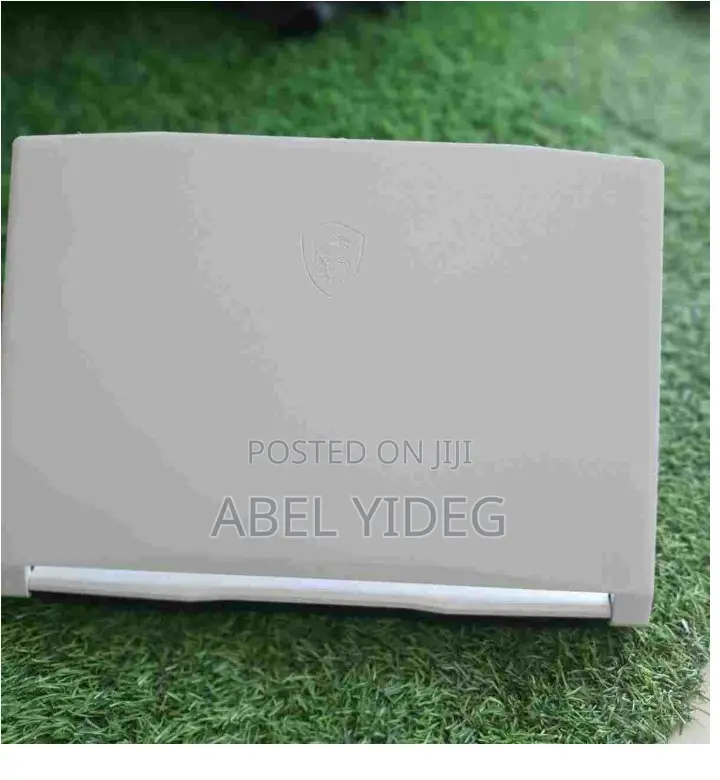 New Laptop MSI 8GB Intel Core I5 SSD 512GB