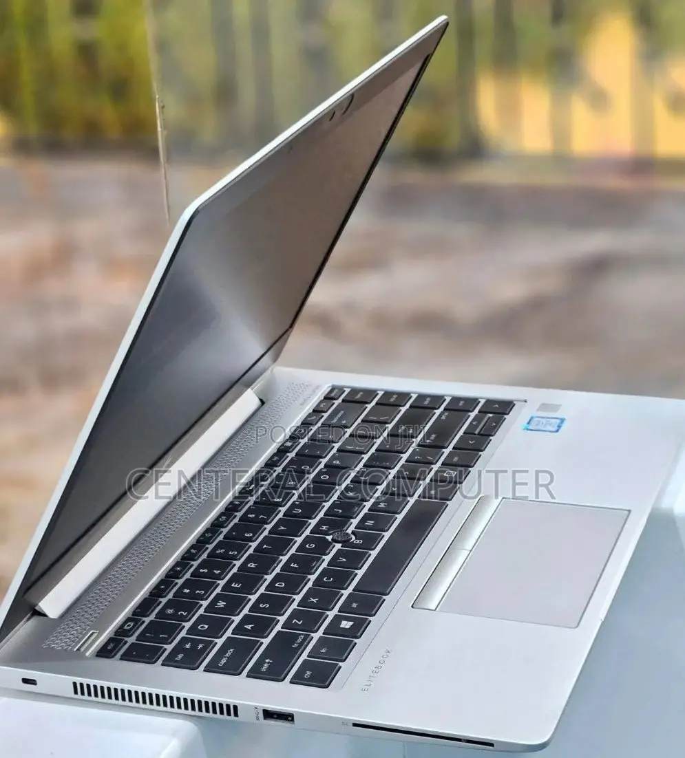 New Laptop HP 14-Dq1025cl 16GB Intel Core I5 SSD 512GB