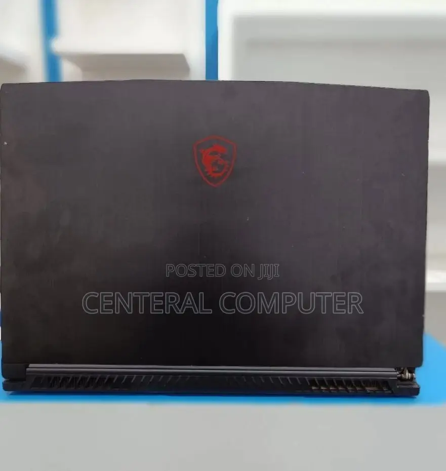 New Laptop MSI GE66 Raider 16GB Intel Core I7 SSD 512GB