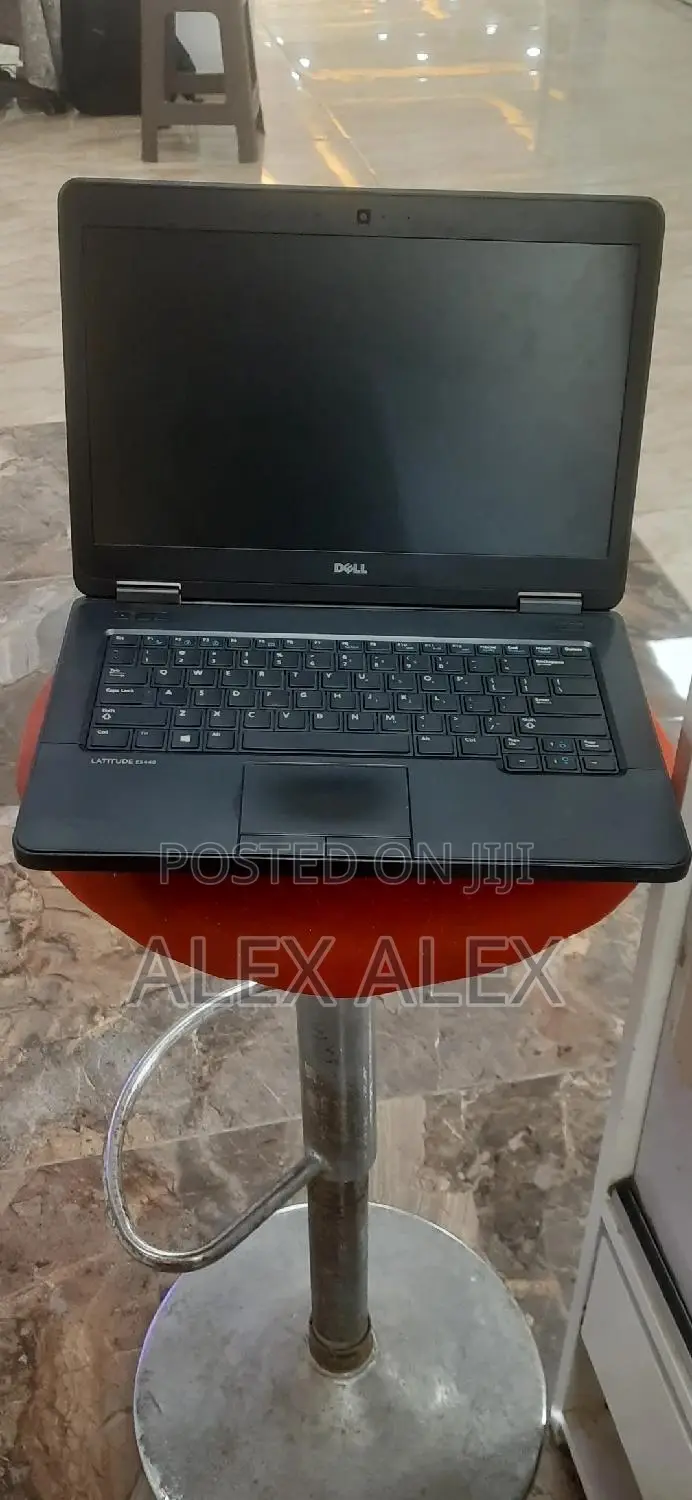 Laptop Dell Latitude 5310 8GB Intel Core I5 HDD 500GB