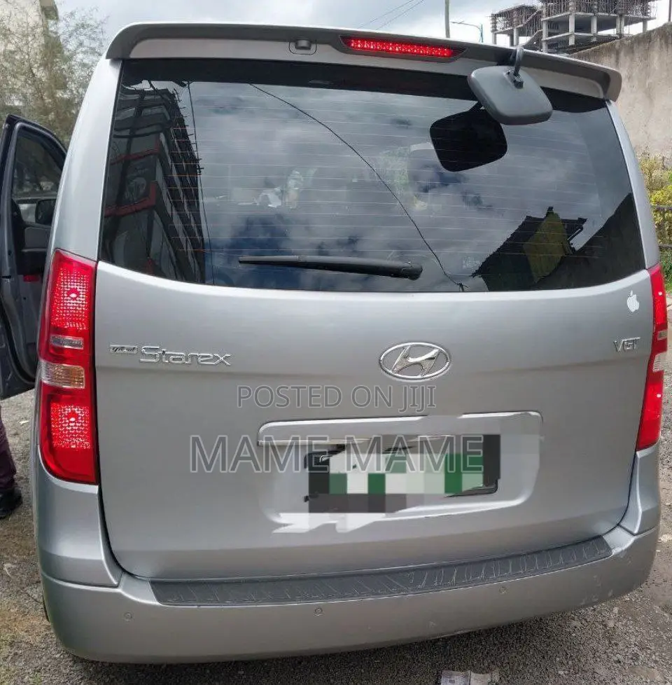 Hyundai Starex 2015 Silver