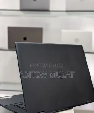 Photo - New Laptop Dell Inspiron 16 Plus 7630 16GB AMD Ryzen 5 SSD 512GB