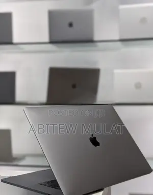 New Laptop Apple MacBook Pro 2018 32GB Intel Core I9 SSD 1T