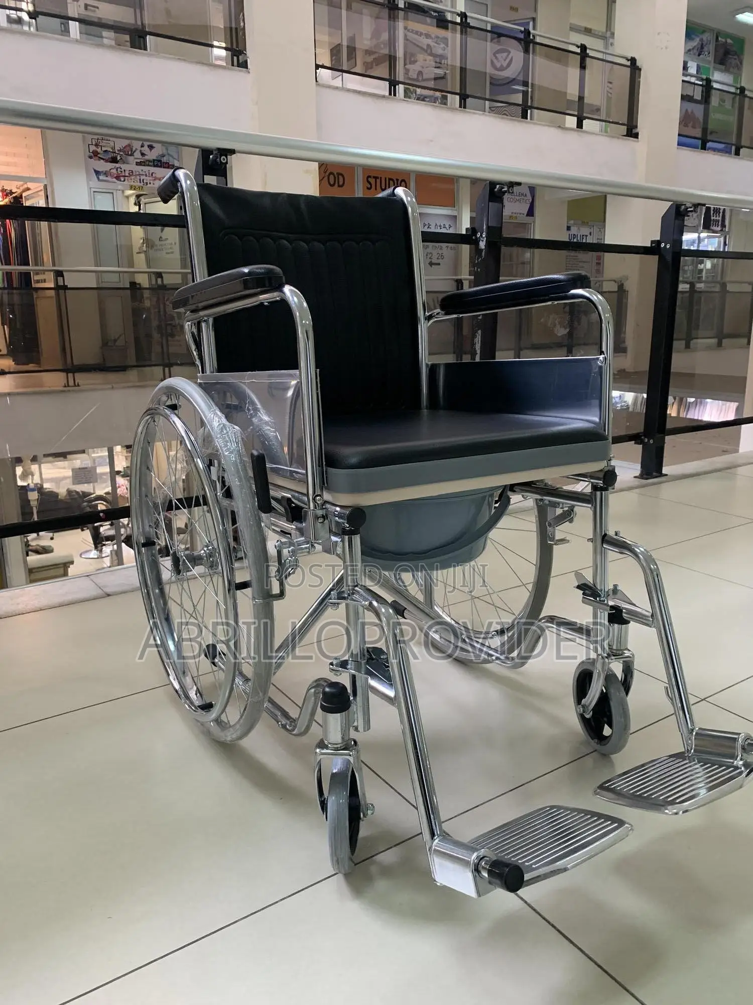 Toilet_wheelchair~Wheelchair~Wheelchair~Wheelchair~Auxilry