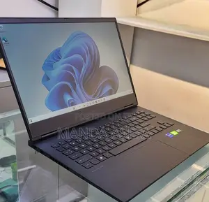 New Laptop HP Omen 15 16GB Intel Core I7 SSD 1T