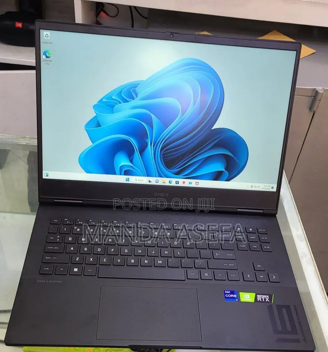 New Laptop HP Omen 15 16GB Intel Core I7 SSD 1T