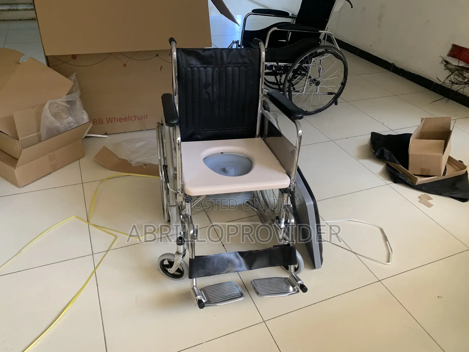 Under Potty Wheelchair>Wheelchair>Wheelchair<Wheelchair