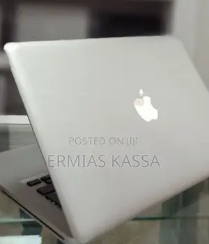 Photo - Laptop Apple MacBook Pro 2012 4GB Intel Core 2 Quad HDD 320GB