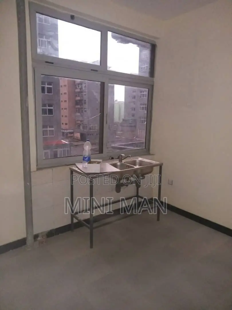 Furnished 3bdrm Condo in Akaky Kaliti for sale