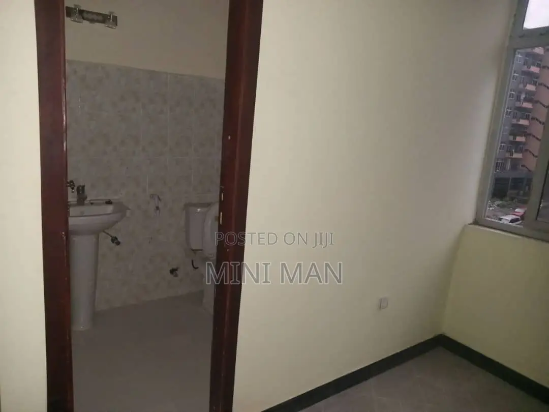 Furnished 3bdrm Condo in Akaky Kaliti for sale