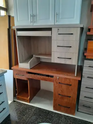 Photo - Office Secretarial and Staff Desk የቢሮ የፀሀፊ እና ስታፍ ዴስክ